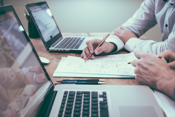 Planificación de pagos y alternativas de financiamiento sobre documentos